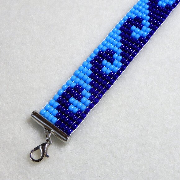 Blue Wave bead bracelet, blue-blue, handmade, 30% to Democratic Party of GA! - Picture 4 of 6